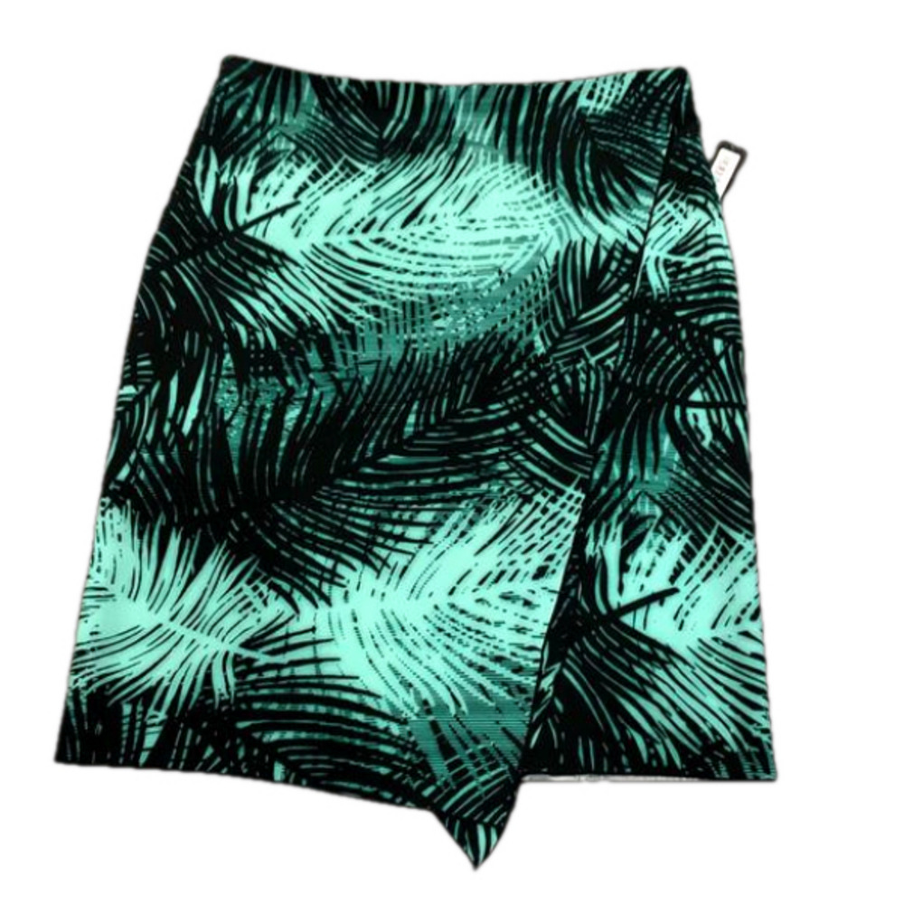 Worthington NWT Palm Leaf Black/Shades Of Green Skirt 14